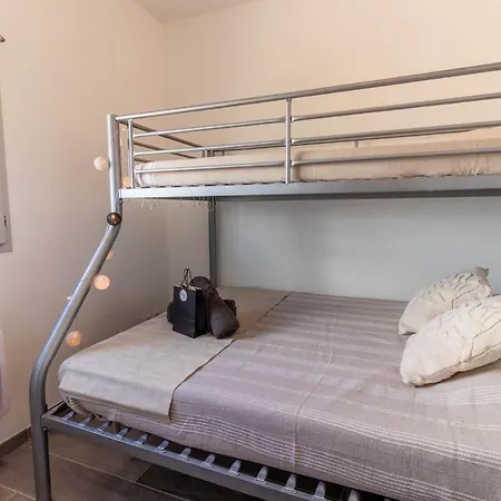Balta, Spacieux T2 Vue Mer, Acces Immediat Apartman *